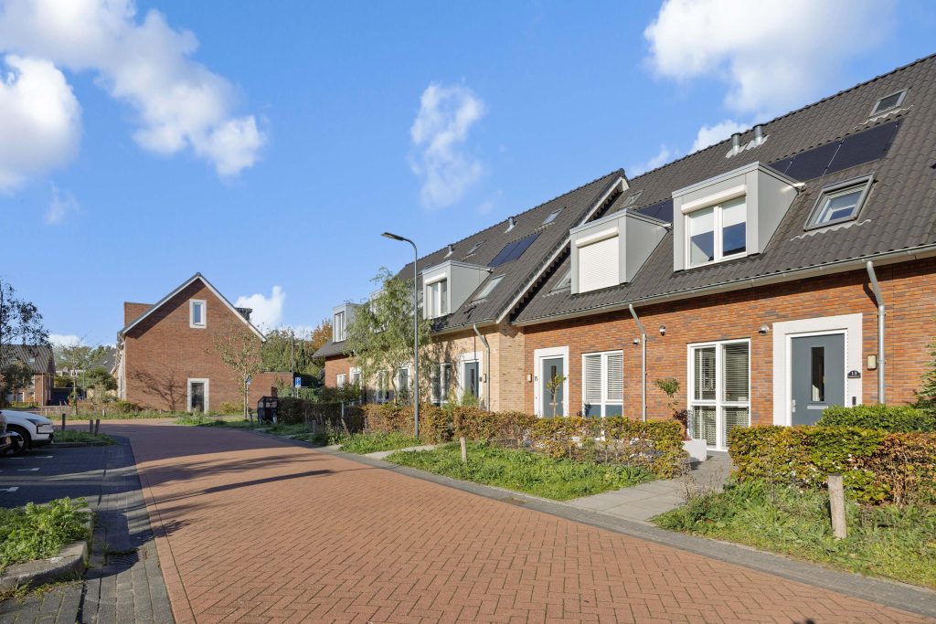 Tussenwoning te koop: Espenhof 13, Rosmalen