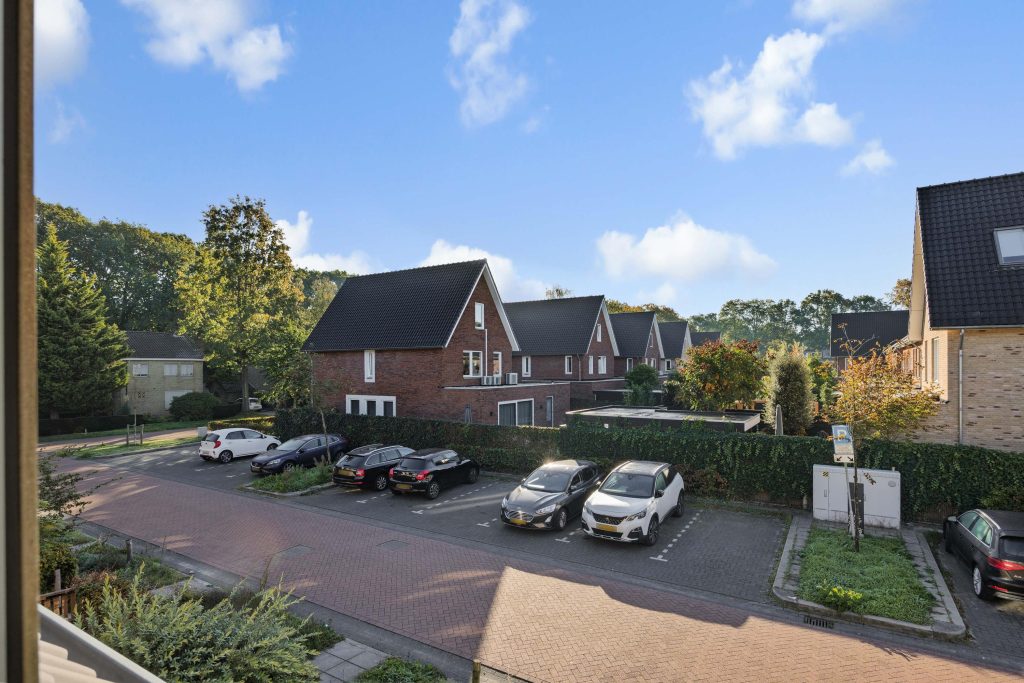 Tussenwoning te koop: Espenhof 13, Rosmalen